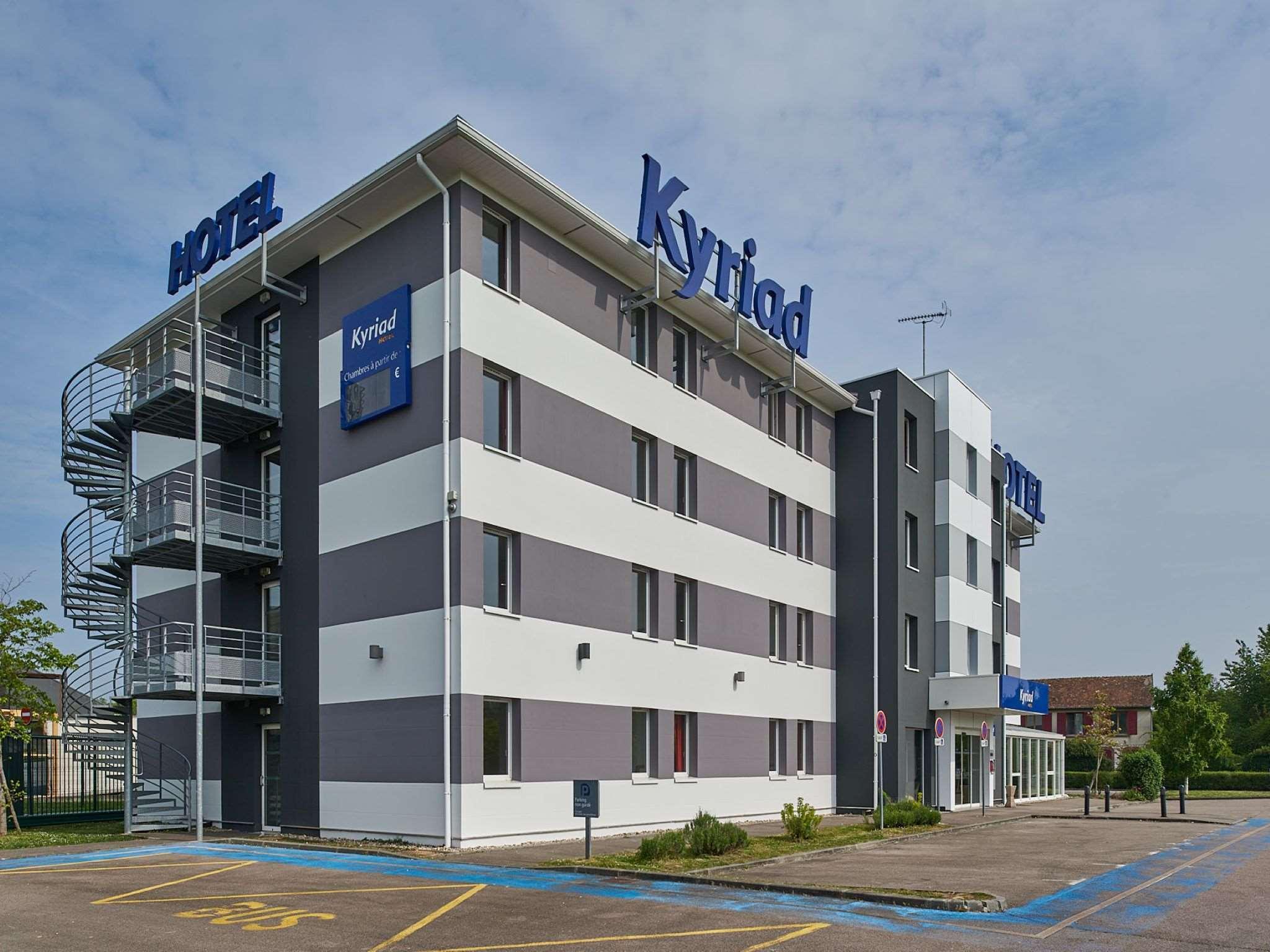 Kyriad Rouen Sud - Val De Reuil Val-de-Reuil Eksteriør billede