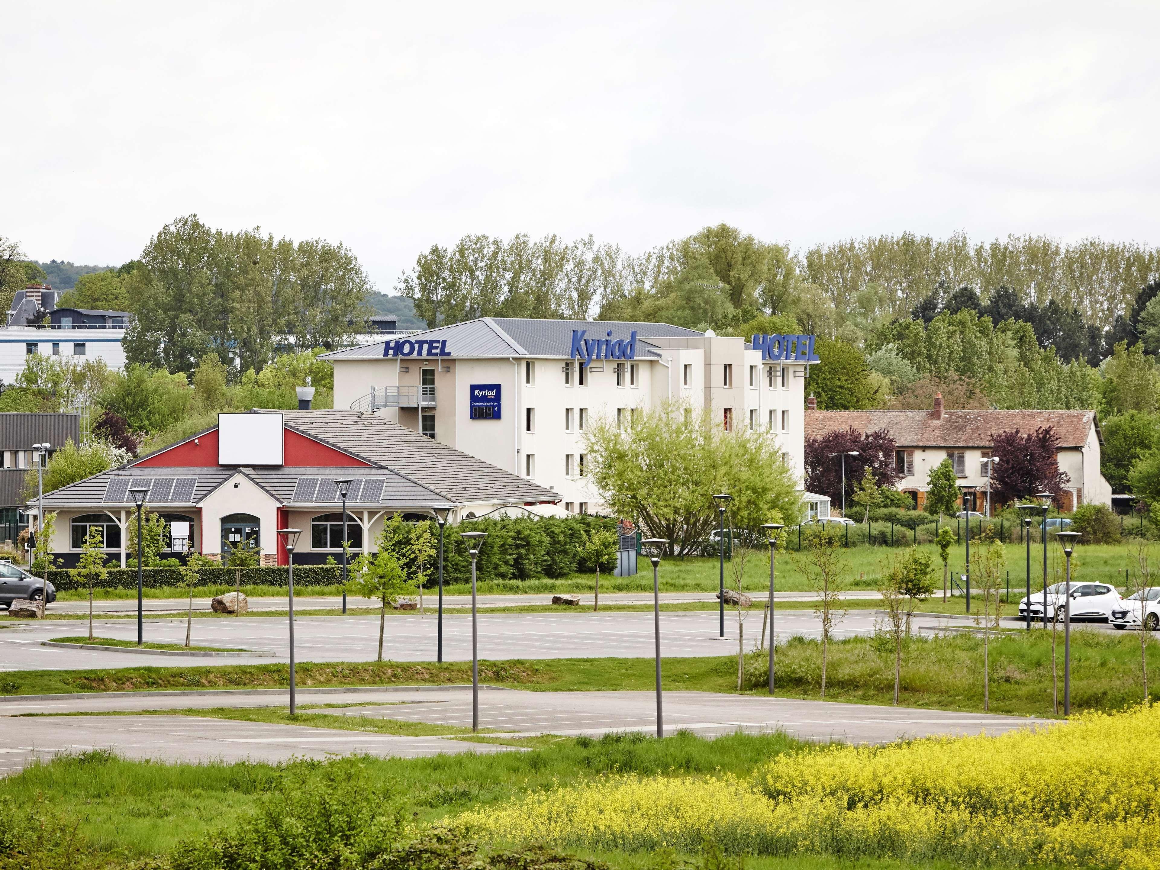Kyriad Rouen Sud - Val De Reuil Val-de-Reuil Eksteriør billede