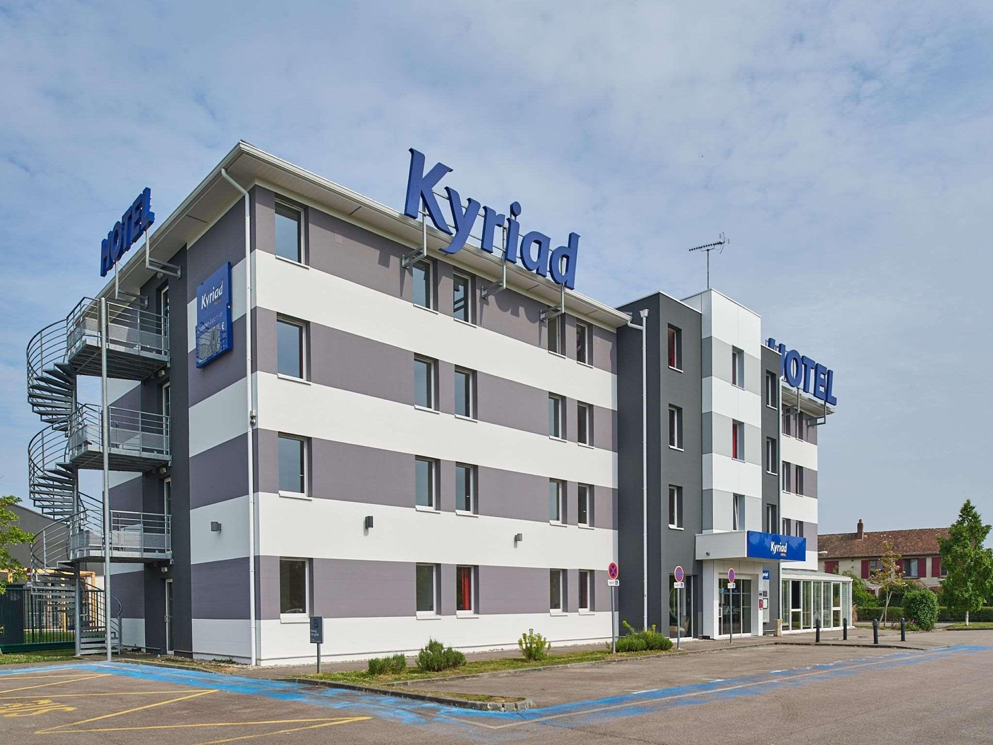 Kyriad Rouen Sud - Val De Reuil Val-de-Reuil Eksteriør billede